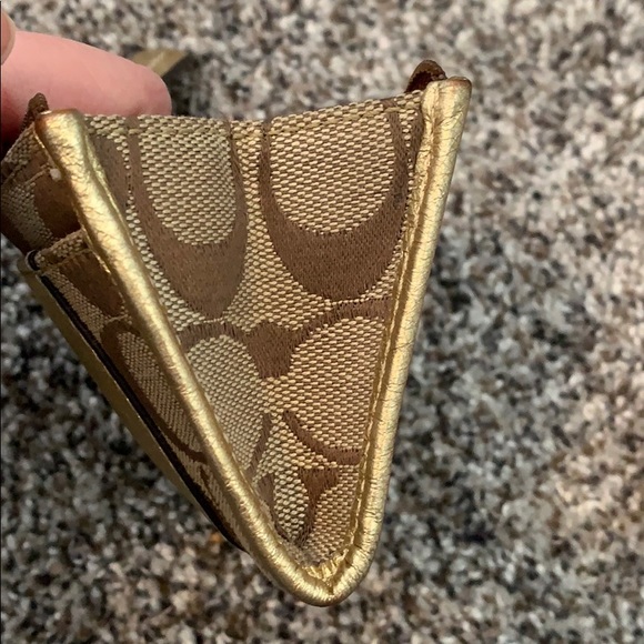 Coach small wallet with gold accents - Picture 7 of 7